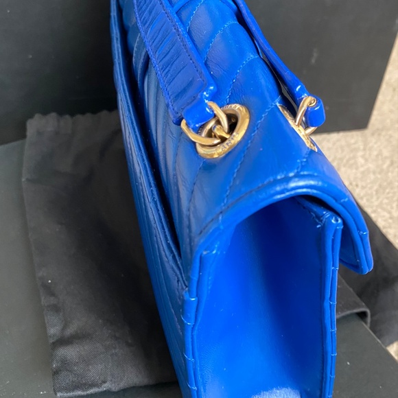 YSL Saint Laurent Chevron Monogram Matelassé Envelope Medium Bag Purse - Blue - Picture 12 of 13